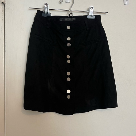 Zara Black Mini A-Line Skirt for Casual Occasions - Picture 1 of 3